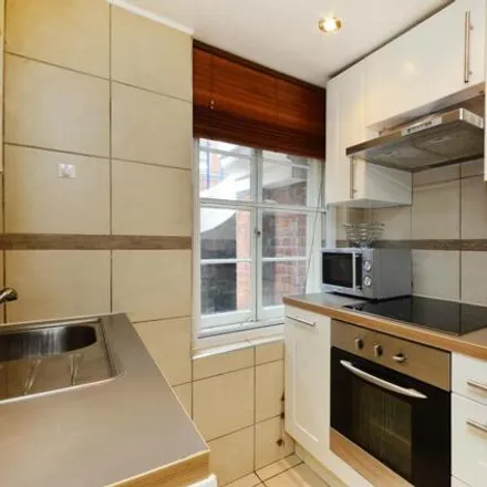 Image 3 - Hunter House, Hunter Street, London, WC1N 1BE, United Kingdom - Apartment for rent
