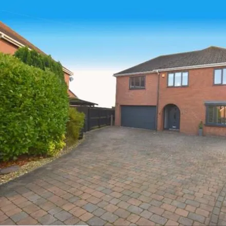 Buy this 5 bed house on Southfield Road in Holton le Clay, DN36 5YQ