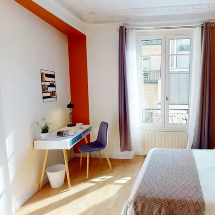 Rent this 5 bed room on 2 Rue Serpente in 75006 Paris, France