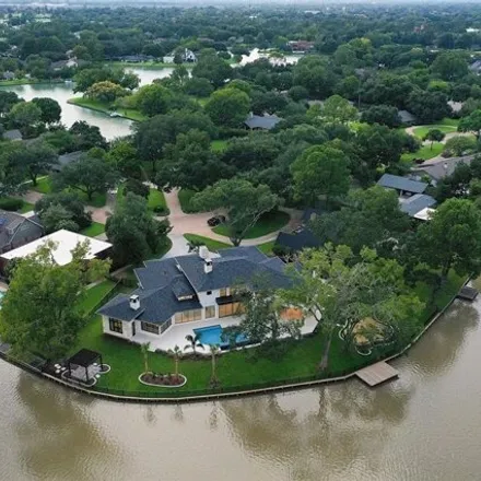 Image 9 - 445 Lombardy Drive, Sugar Land, TX 77478, USA - House for sale