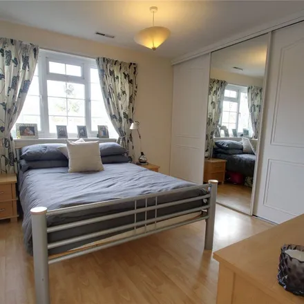 Rent this 2 bed apartment on Hazelbank Road in Chertsey, KT16 8PB