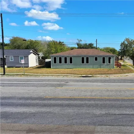 Rent this 5 bed house on Everhart @ Mcardle in Everhart Road, Corpus Christi