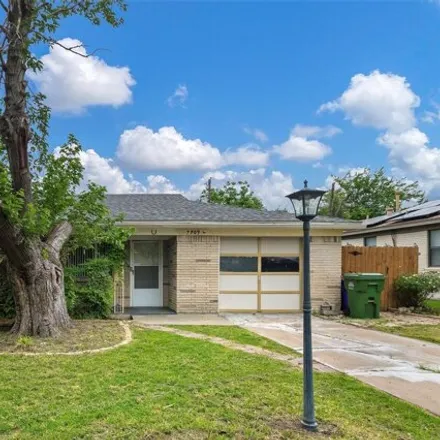 Buy this 3 bed house on 7751 Carlos Street in White Settlement, TX 76108