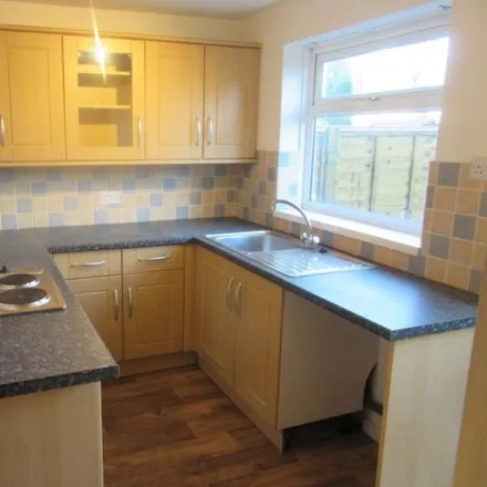 Rent this 2 bed townhouse on Dale Close in Waunarlwydd, SA5 4NX