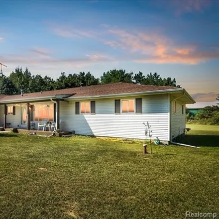 Image 2 - 5283 West Wilson Road, Vienna Township, MI 48420, USA - House for sale