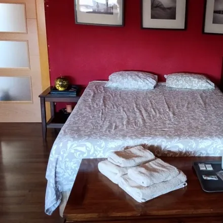 Rent this 3 bed room on Carrer de Miraflor / Calle Miraflor in 03005 Alicante, Spain