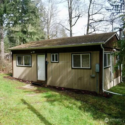 Buy this 2 bed house on 10519 Edgewood Drive in Pierce County, WA 98303