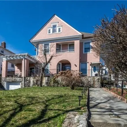 Buy this 6 bed house on 148 Claremont Avenue in Chester Hill Park, City of Mount Vernon
