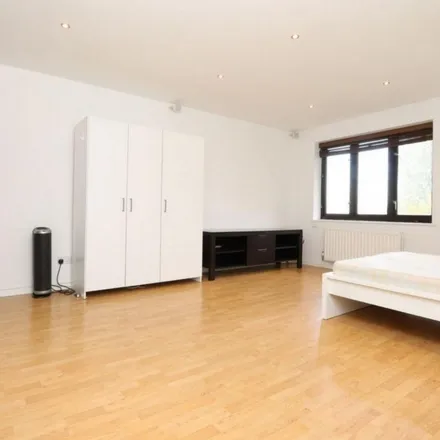 Rent this 3 bed apartment on Van Gogh Court in 89 Amsterdam Road, London