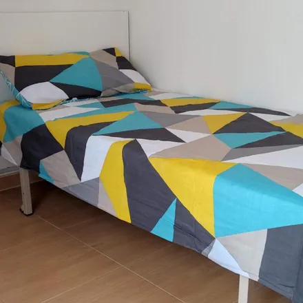 Rent this 3 bed apartment on Madrid in Calle del Ánsar, 57