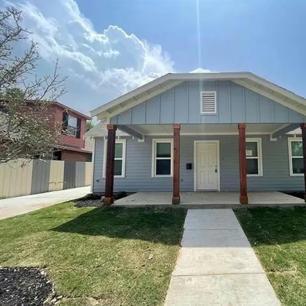 Rent this 3 bed house on 1020 East Cannon Street in Fort Worth, TX 76104