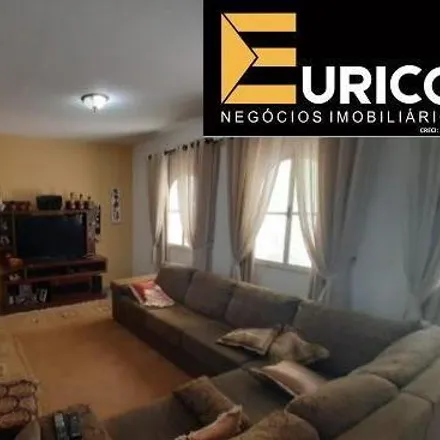 Buy this 3 bed house on Rua dos Canários in Centro, Vinhedo - SP