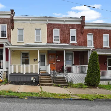 Rent this 3 bed townhouse on High Street School in Franklin Avenue, Phoenixville