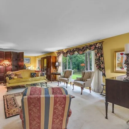 Image 3 - 1715 Lone Pine Rd, Bloomfield Hills, Michigan, 48302 - House for sale