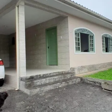 Rent this 3 bed house on Caveira Barbearia in Avenida Campeche, Campeche