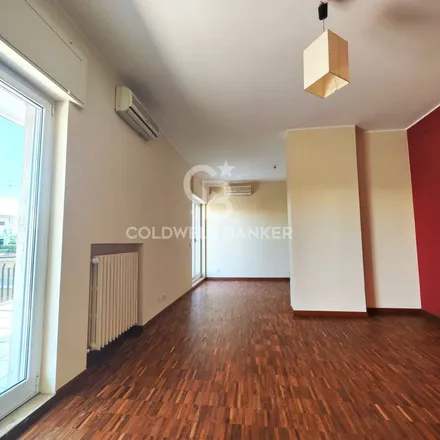 Image 8 - Giardino "San Filippo Smaldone", Corso Cavour, 70121 Bari BA, Italy - Apartment for rent