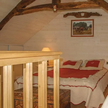 Rent this 4 bed house on 22490 Plouër-sur-Rance