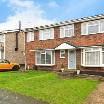 Buy this 3 bed duplex on Rowan Walk in Southend-on-Sea, SS9 5PL