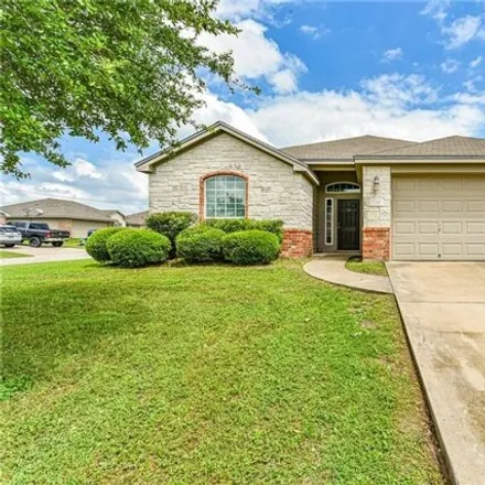 Buy this 3 bed house on 2915 Bellmont in Temple, TX 76504