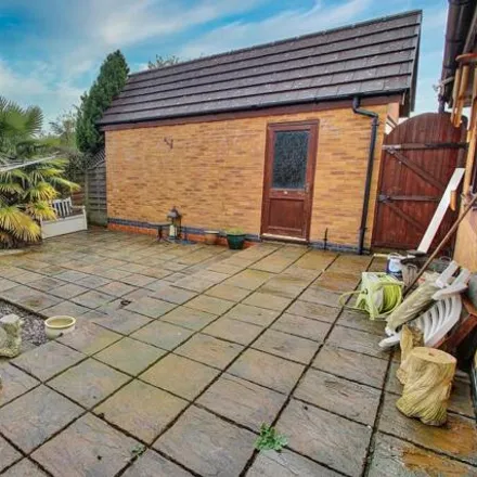 Image 4 - St Lukes Way, Nuneaton and Bedworth, CV10 8RE, United Kingdom - House for sale
