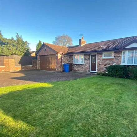 Rent this 3 bed house on Marchbank Drive in Gatley, SK8 1QY