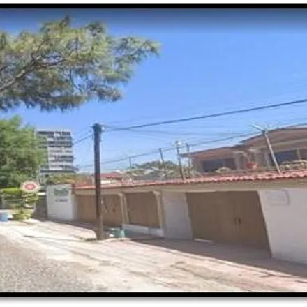 Buy this 4 bed house on Calzada de los Pirules in Puertas del Tule, 45017 San Juan de Ocotán
