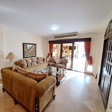 Buy this 4 bed house on Jardineritos in Vía a la Costa, 090901