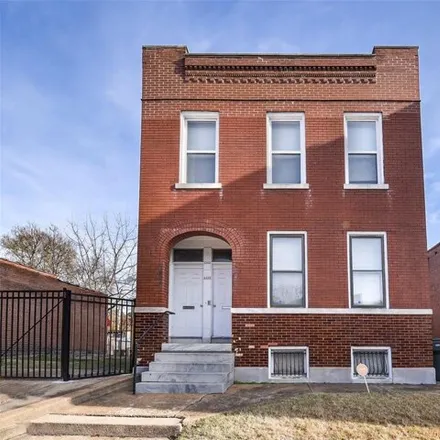 Buy this 3 bed house on 3293 Dakota Street in St. Louis, MO 63111