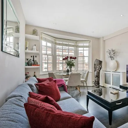 Image 1 - Cranmer Court, 1-67, 110A, 147-245;111-146 Whitehead's Grove, London, SW3 3HB, United Kingdom - Apartment for rent