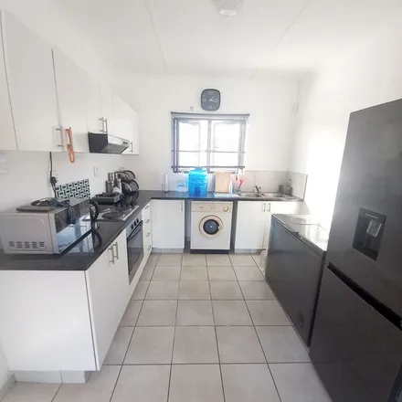 Image 5 - Chartford Drive, Rydalvale, Phoenix, 4068, South Africa - Apartment for rent