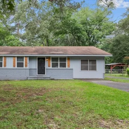 Buy this 3 bed house on 326 Walnut Hill Road in Hudson, Angelina County