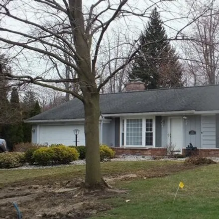 Buy this 3 bed house on 1279 Birchwood Drive in Bedford Township, MI 48182