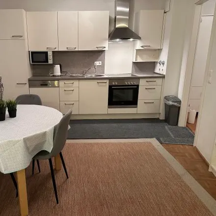 Rent this 4 bed apartment on Pfälzer Straße 1 in 50677 Cologne, Germany