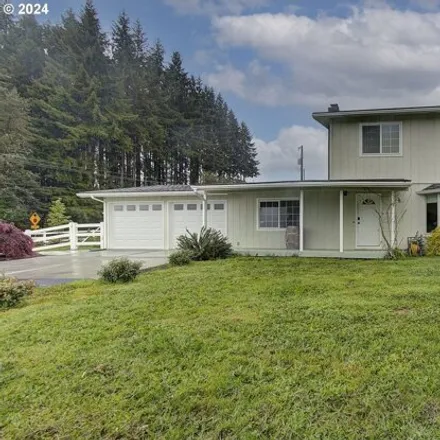 Buy this 3 bed house on 16917 Northeast 219th Street in Clark County, WA 98604