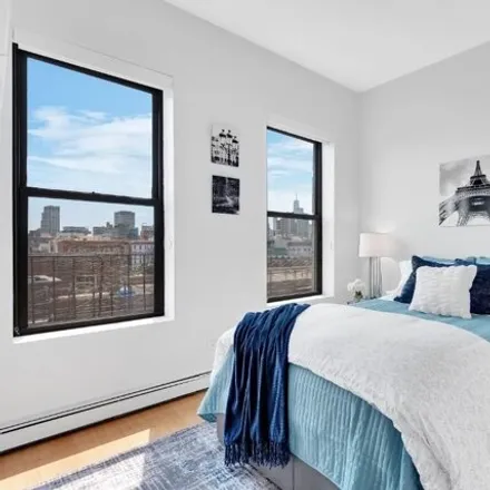 Image 5 - 613 East 6th Street, New York, NY 10009, USA - Apartment for sale