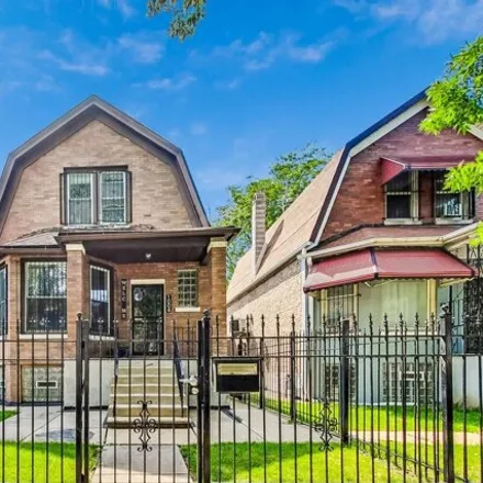 Buy this 3 bed house on 1004 N Lavergne Ave in Chicago, Illinois
