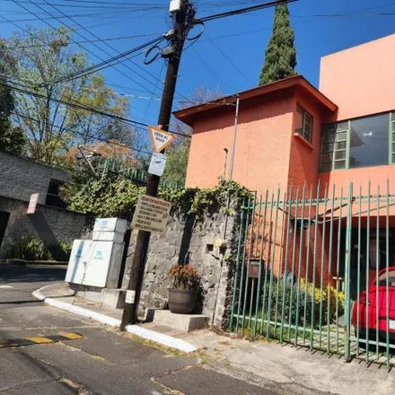 Buy this 3 bed house on Calle Doctor Nabor Carrillo in Álvaro Obregón, 01780 Santa Fe