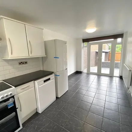 Rent this 3 bed apartment on Durham Tower in Acorn Grove, Park Central
