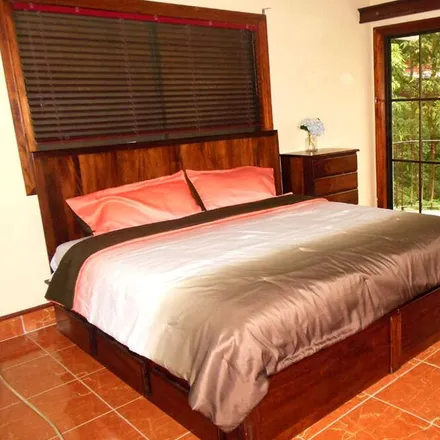 Rent this 3 bed house on Heredia Province in San José de la Montaña, Paso Llano