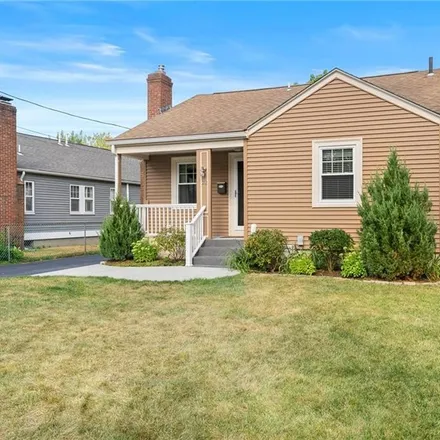 Buy this 3 bed house on 22 Garden Street in Warwick, RI 02888