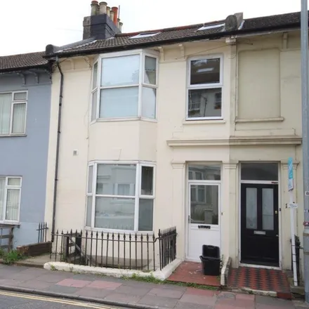 Rent this 6 bed townhouse on 113 Upper Lewes Road in Brighton, BN2 3FD