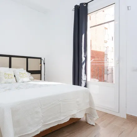 Rent this 1 bed apartment on Carrer del Rosselló in 08903 l'Hospitalet de Llobregat, Spain