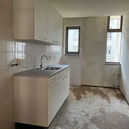 Rent this 2 bed apartment on Zaagmolenstraat 32B in 3035 HB Rotterdam, Netherlands