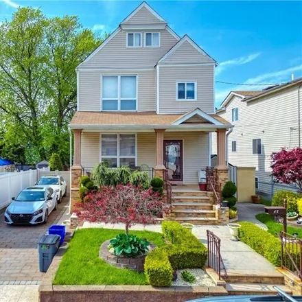 Buy this 5 bed house on 45 Scarboro Avenue in New York, NY 10305