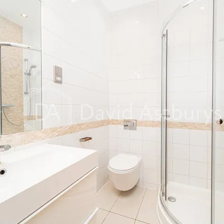 Image 3 - Saxon House, 56 Commercial Street, Spitalfields, London, E1 6RW, United Kingdom - Apartment for rent