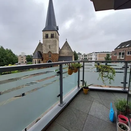Rent this 2 bed apartment on Dorpsstraat 31 in 3550 Heusden-Zolder, Belgium