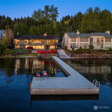 Buy this 5 bed house on East Lake Sammamish Shore Lane Southeast in Sammamish, WA 98075