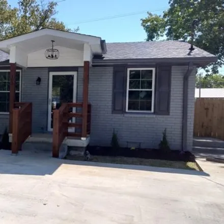 Buy this 3 bed house on 27 Volunteer Drive in Oakvale, Hendersonville