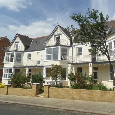 Image 1 - Whitefriars Crescent, Southend-on-Sea, SS0 8EP, United Kingdom - Apartment for rent