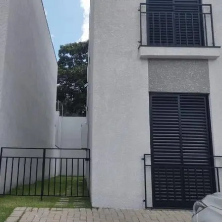 Rent this 3 bed house on Rua Lavras in Portal do Bosque, Catanduva - SP